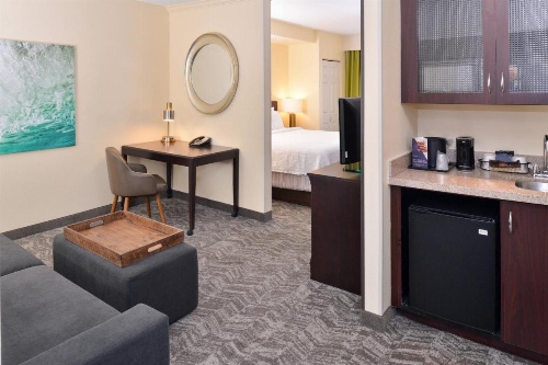 SpringHill Suites by Marriott Corona Riverside image 9