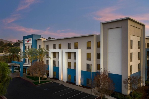 SpringHill Suites by Marriott Corona Riverside image 14
