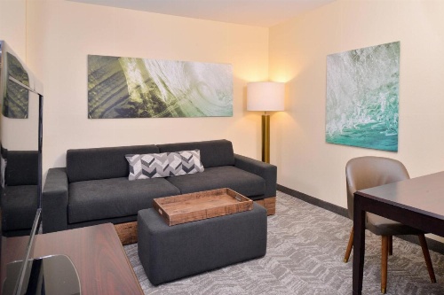SpringHill Suites by Marriott Corona Riverside image 8